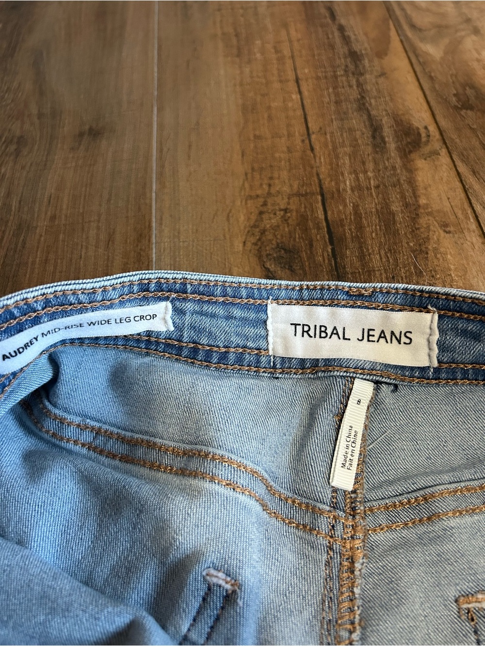 Sz 8 Tribal Jeans - Audrey Mid rise Wide-Leg Crop Button-Fly Jean - Picture 3 of 8